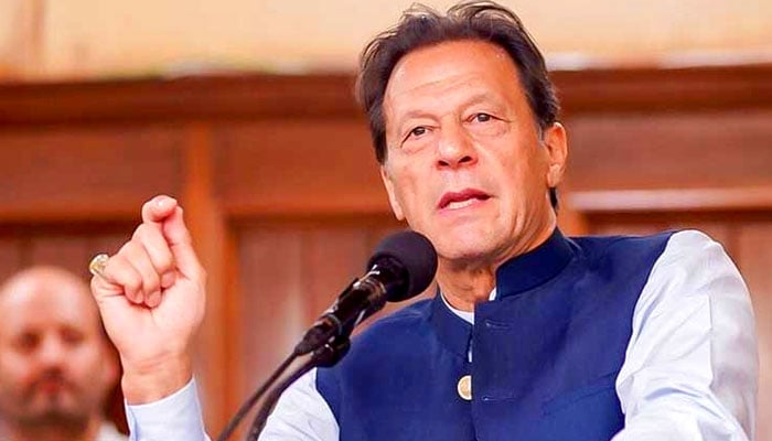 عسکری اداروں کے افسران کیخلاف تقاریر پر عمران خان کیخلاف مقدمہ، تحقیقات کیلئے جے آئی ٹی تشکیل