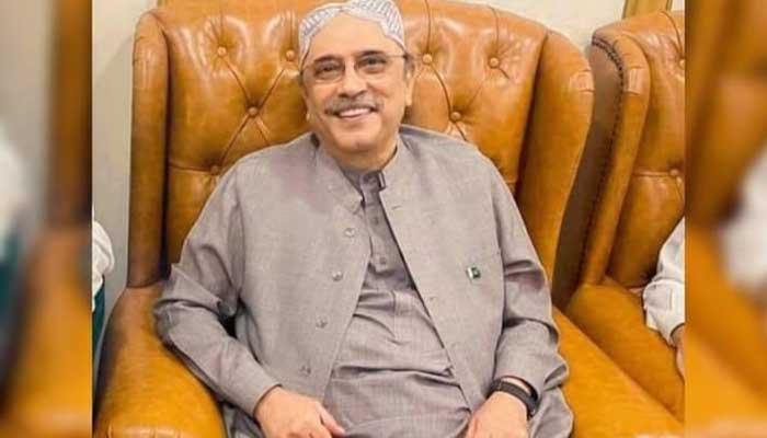 سابق صدر آصف زرداری نوابشاہ میں عید منائیں گے