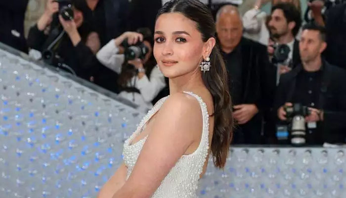 Alia Bhatt enchants crowds in first Met Gala appearance