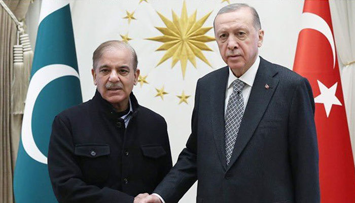 وزیراعظم شہباز شریف دو روزہ دورے پر ترکیہ روانہ