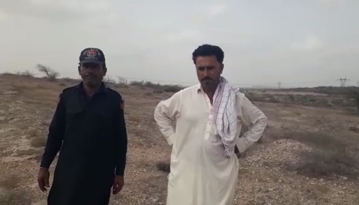 سرچ ٹیمیں بیک وقت گاڑیوں اور موٹرسائیکلوں پر مشتمل اور درکار آلات سے لیس تھیں۔