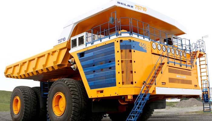 500 ٹن وزن اٹھانے کی صلاحیت رکھنے والا دنیا کا سب سے بڑا ٹرک
