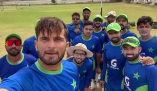 سیلفی ویڈیو کے ذریعے کھلاڑیوں کی حارث رؤف کو شادی کی مبارک باد