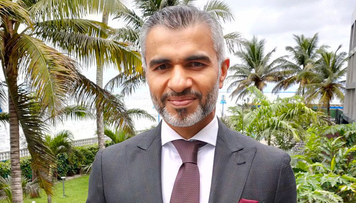 ارب پتی تاجر عمر فاروق ظہور----فائل فوٹو