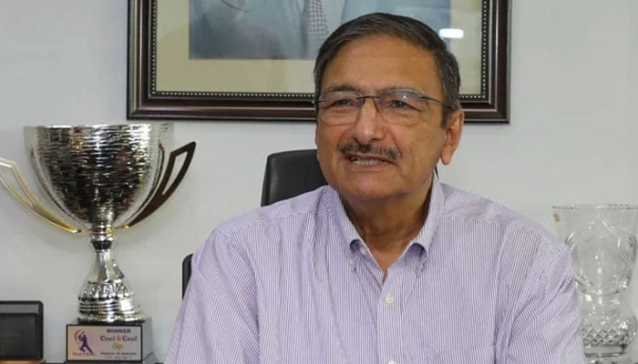 ذکاء اشرف کل سری لنکا میں قومی ٹیم سے ملاقات کریں گے