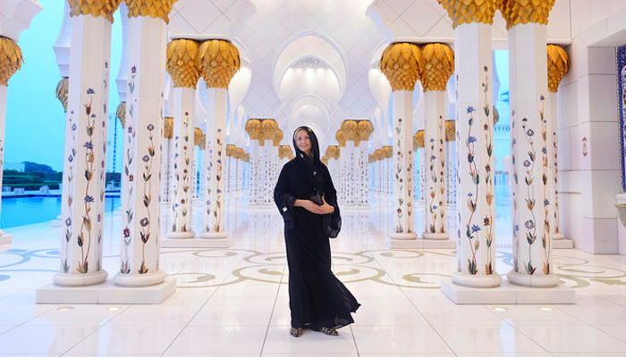 متحدہ عرب امارات میں امریکی سفیر کا شیخ زید مسجد کا دورہ