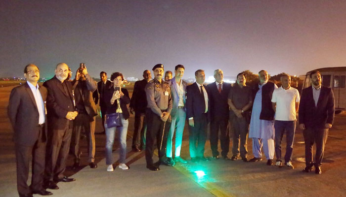آذربائیجان سے پاکستان کیلئے براہ راست پروازوں کا آغاز ہو گیا