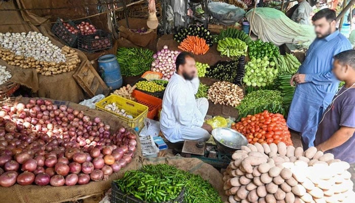 ستمبر میں مہنگائی 2 فیصد بڑھی، مجموعی شرح 31 اعشاریہ 44 فیصد