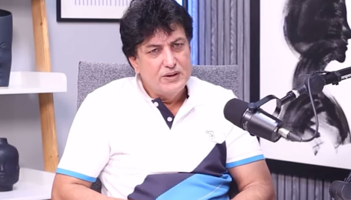 خلیل الرحمٰن قمر— فائل فوٹو