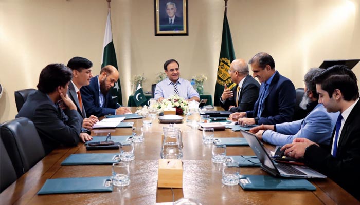 چین کا انٹرنیٹ ٹریفک پاکستان سے گزارنے کیلئے تمام وسائل دستیاب ہیں، عمر سیف