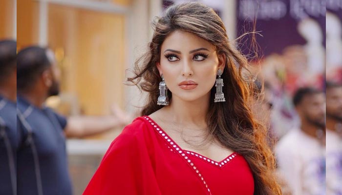 اروشی روٹیلا کا سونے سے بنا گمشدہ آئی فون ڈھونڈنے والے کیلئے انعام کا اعلان