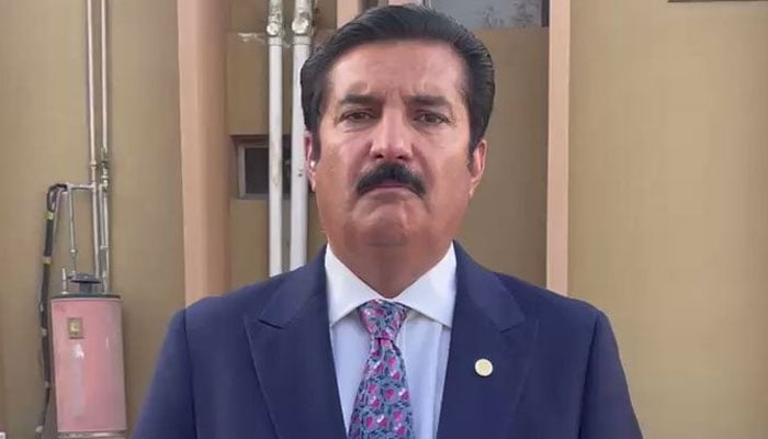 ن لیگ نے اپنا بیانیہ تبدیل کرلیا، کل کو گلہ نہ کرے، فیصل کریم کنڈی