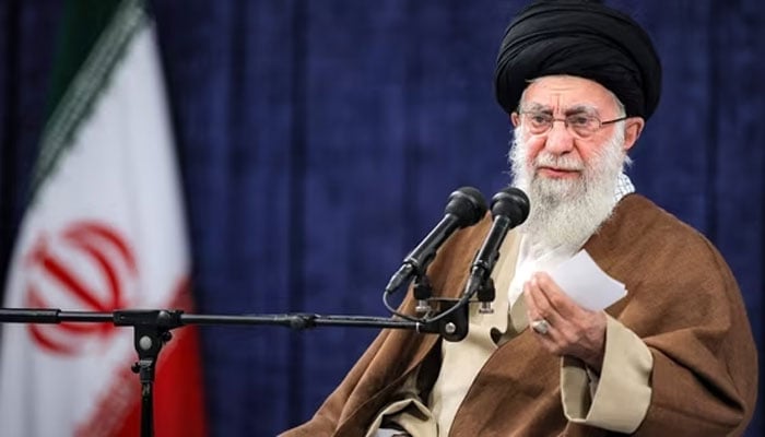 آیت اللہ سید علی خامنہ ای (فائل فوٹو)۔