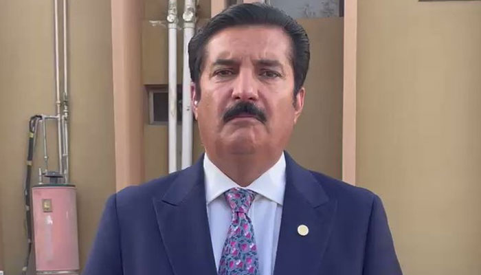 ن لیگ 16 ماہ کی بات کیوں نہیں کرتی؟ فیصل کریم کنڈی