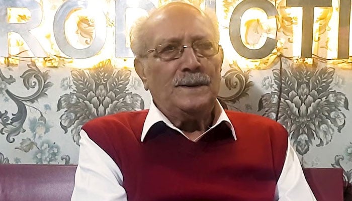 سینئر فلم ڈائریکٹر حسن عسکری انتقال کرگئے، خاندانی ذرائع