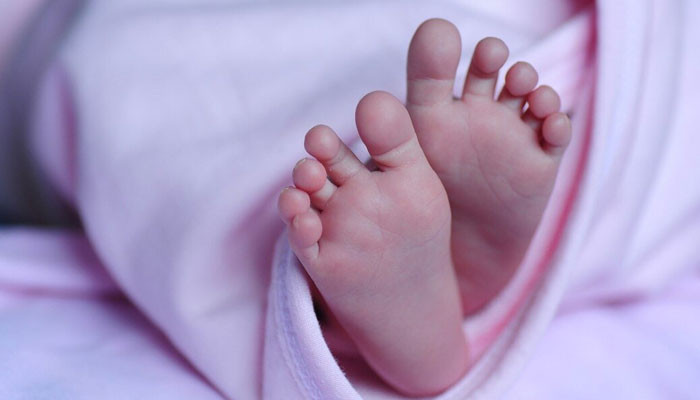 کنڈیارو میں خاتون نے 3 بچوں کو جنم دیا کنڈیارو میں خاتون نے 3 بچوں کو جنم دیا