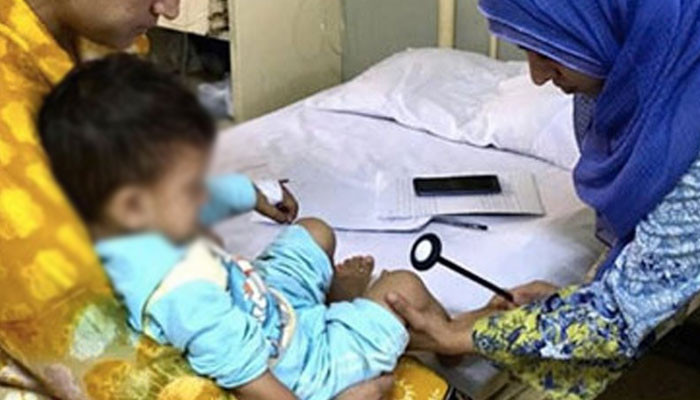 کراچی: 31 ماہ کے بچے میں پولیو وائرس کی تصدیق کراچی: 31 ماہ کے بچے میں پولیو وائرس کی تصدیق