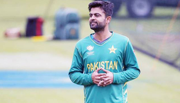 ڈومیسٹک کرکٹ ترجیح، احمد شہزاد ٹی ٹین لیگ نہیں کھیلیں گے
