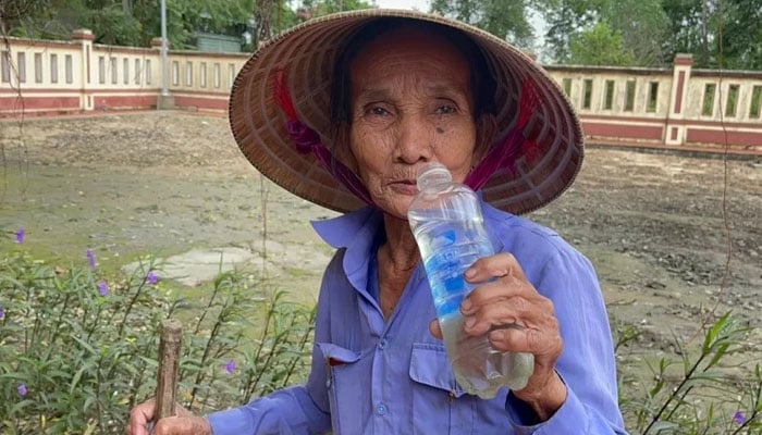 75 سالہ خاتون کا 50 سال سے صرف پانی پی کر زندہ رہنے کا دعویٰ