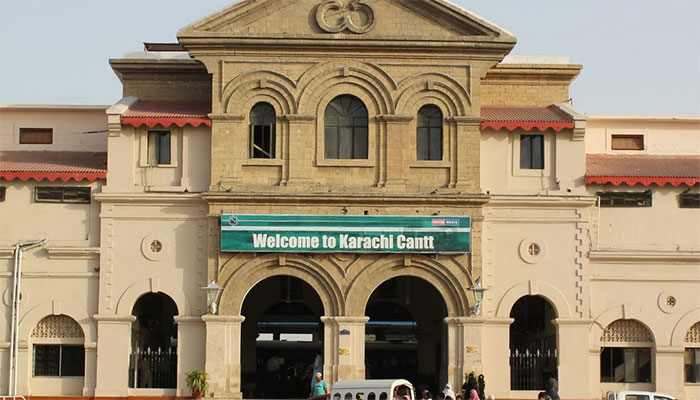 کراچی: کینٹ اسٹیشن پر بیگ سے بم برآمد، ناکارہ بنادیا گیا