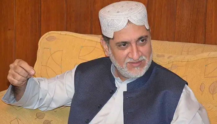 کل رات سے کارکن آر او آفس کے باہر کھڑے ہیں پر وہاں کوئی موجود نہیں، اختر مینگل