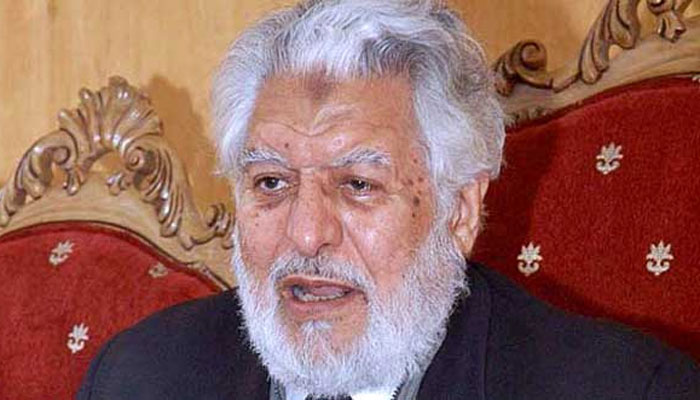 پی ٹی آئی کے وکیل قاضی انور ایڈووکیٹ—فائل فوٹو