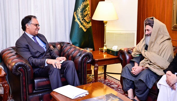 نگراں وزیر خارجہ جلیل عباس جیلانی سے گورنر قندھار کی ملاقات