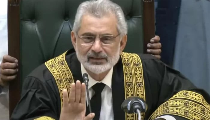 وکلاء کی 2 بڑی تنظیمیں چیف جسٹس کے حق میں سامنے آگئیں