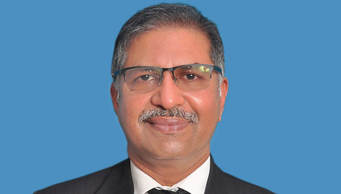 بانی پی ٹی آئی نے کہا ہے اتوار کو انتخابی مہم شروع کردیں، بیرسٹر علی ظفر