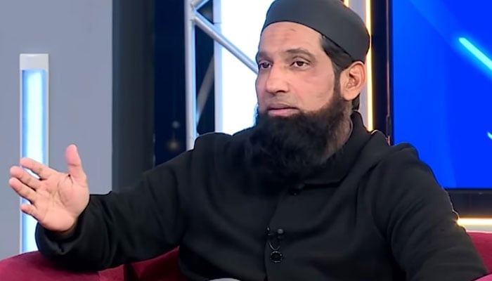 سابق کرکٹر محمد یوسف، فوٹو اسکرین گریب