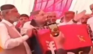 پیپلز پارٹی کے امیدوار فضل اللّٰہ پیچوہو کی ووٹرز کا پانی بند کرنے کی دھمکی 