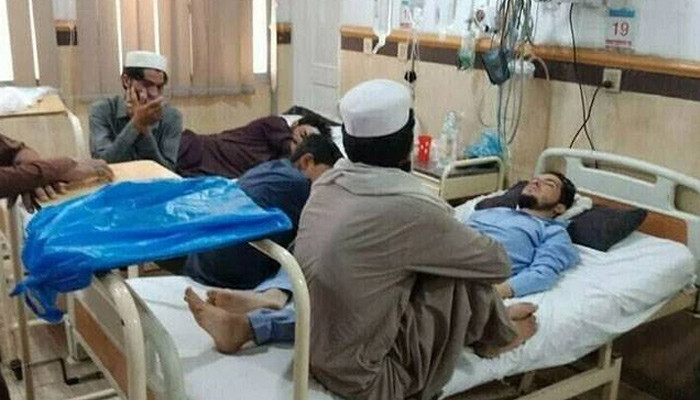 خیبرپختونخوا: اسپتالوں میں طبی آلات و ادویات کی قلت، نگراں وزیرِ اعلیٰ کو خط لکھ دیا گیا خیبرپختونخوا: اسپتالوں میں طبی آلات و ادویات کی قلت، نگراں وزیرِ اعلیٰ کو خط لکھ دیا گیا