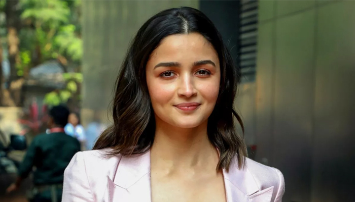 Alia Bhatt pleading not be called a “global icon” goes viral