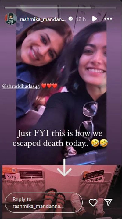 بھارتی اداکارہ طیارہ حادثے سے بال بال بچ گئیں