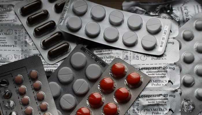 وفاق نے 146 اہم ادویات کی قیمتیں بڑھا دیں
