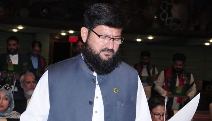 اسمبلی تقدس بحال رکھنے کی زیادہ ذمے داری اندر والوں کی ہے، محمد فاروق