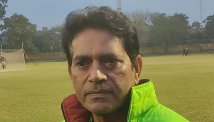 اہم پلیئرز کے نہ ہونے سے فرق پڑتا ہے، عاقب جاوید
