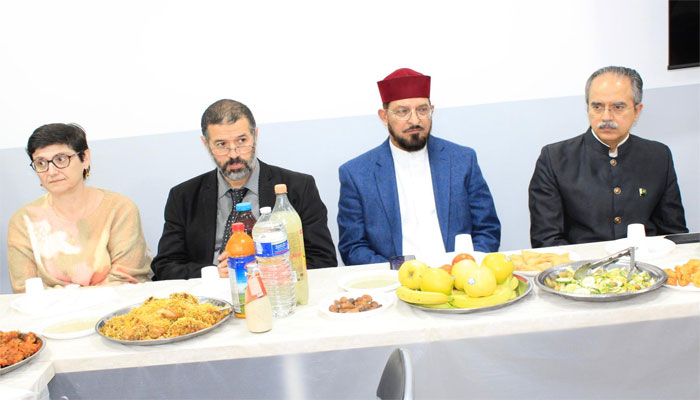 ادارہ منہاج القرآن انٹرنیشنل فرانس کے تحت تقریب یوم پاکستان اور افطار کا اہتمام