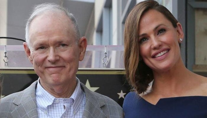 jennifer garner announces death of her father william garner