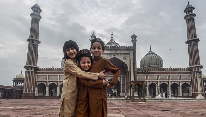 Prime Minister Shehbaz Sharif confirms 4-day holiday for Eid ul Fitr