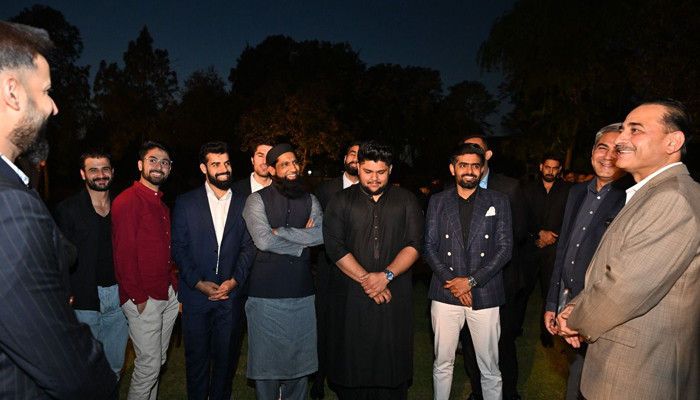 آرمی چیف کی جانب سے قومی کرکٹ ٹیم کے کھلاڑیوں کیلئے افطار ڈنر
