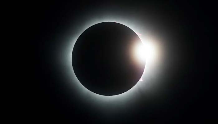 Watch total solar eclipse 2024 through the eye of lens: Pictures inside