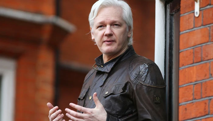 The United States is considering ending the case against Julian Assange.