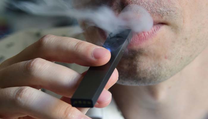 Vaping increases risk of heart disease: Study