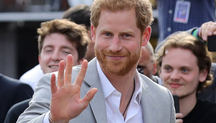 Prince Harry officially ends ties with Britian, updates official records