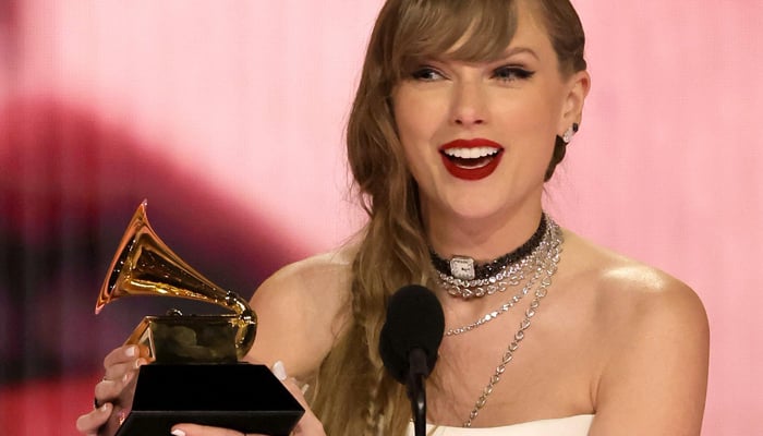 Taylor Swift keeps her Grammy Award in a cage