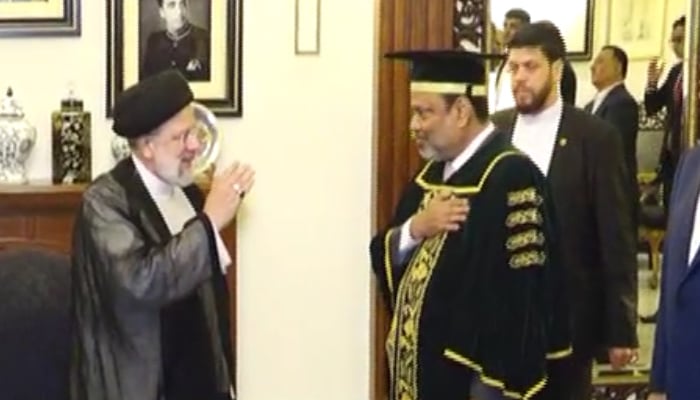 ایرانی صدر ابراہیم رئیسی کی وائس چانسلر کراچی یونیورسٹی سے ملاقات