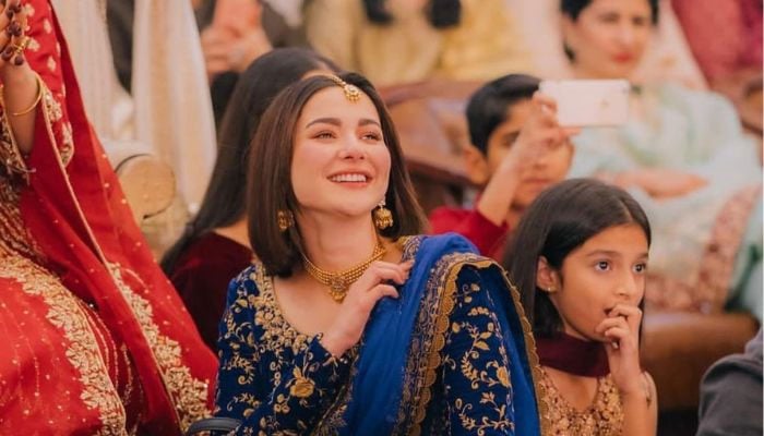 Hania Amir serves major style goals in ethnic outfits 