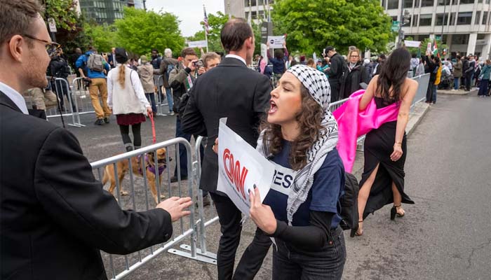 Protests against Israel’s war take center stage in White House correspondent’s dinner