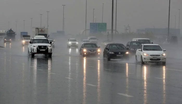 امارات میں آج شام سے شدید بارش کی پیشنگوئی